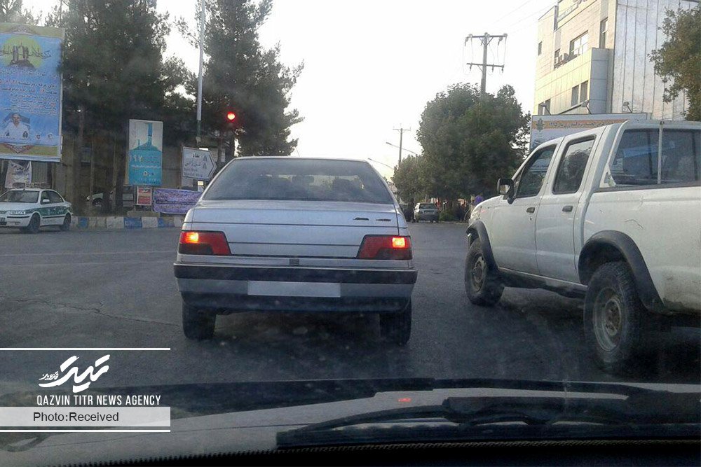 طرح توقیف خودرو‌های فاقد پلاک در تاکستان اجرا شد
