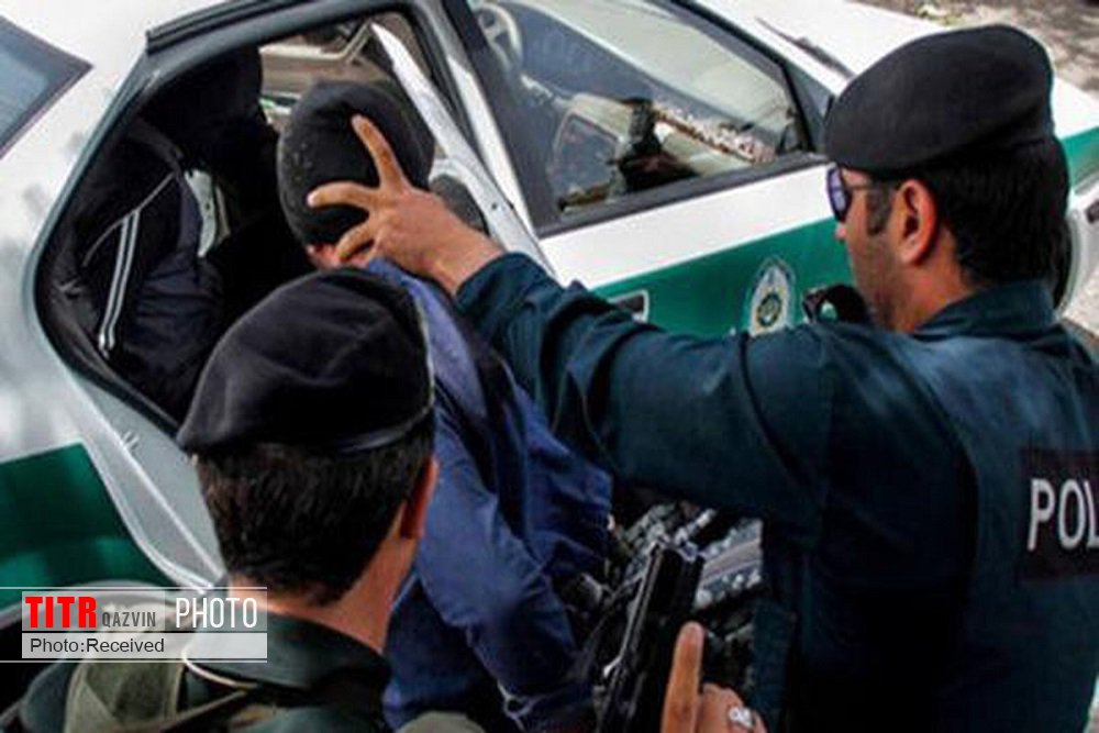قاچاقچی مسافر نما در استان قزوین به دام پلیس افتاد
