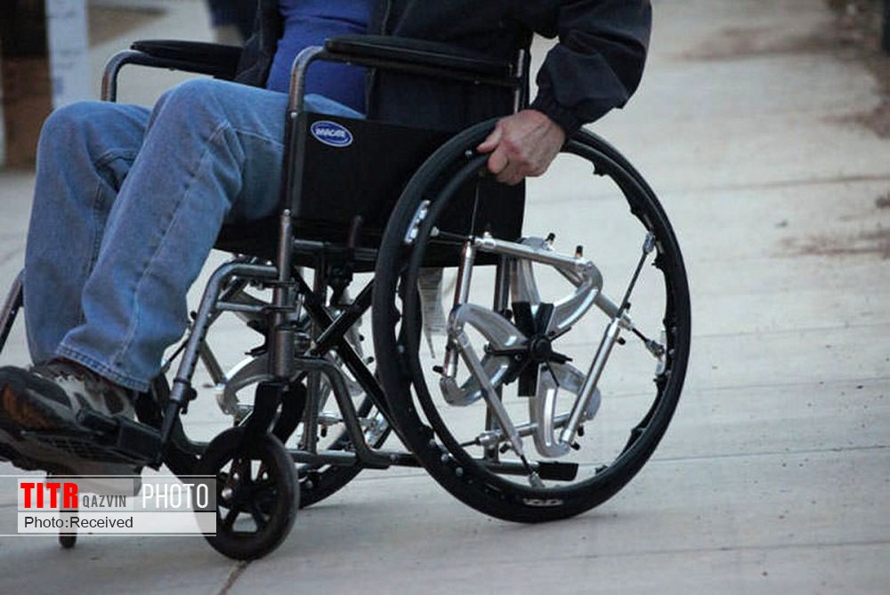 اهدای 120 ویلچر به افراد دارای معلولیت در قزوین