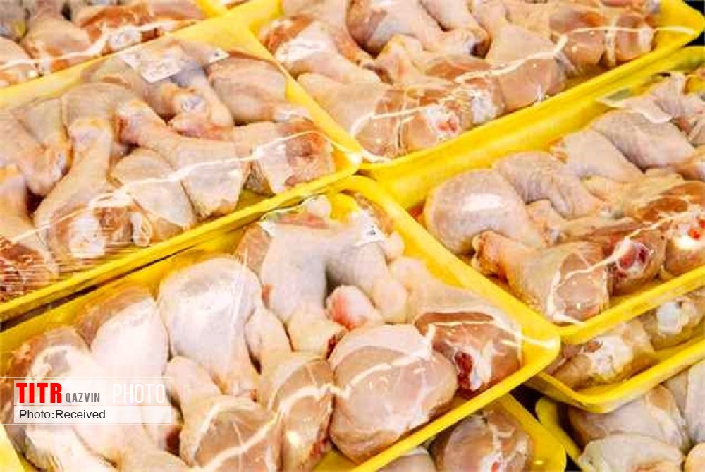  500 کیلو مرغ خارج از شبکه در یک واحد صنفی قزوین کشف شد