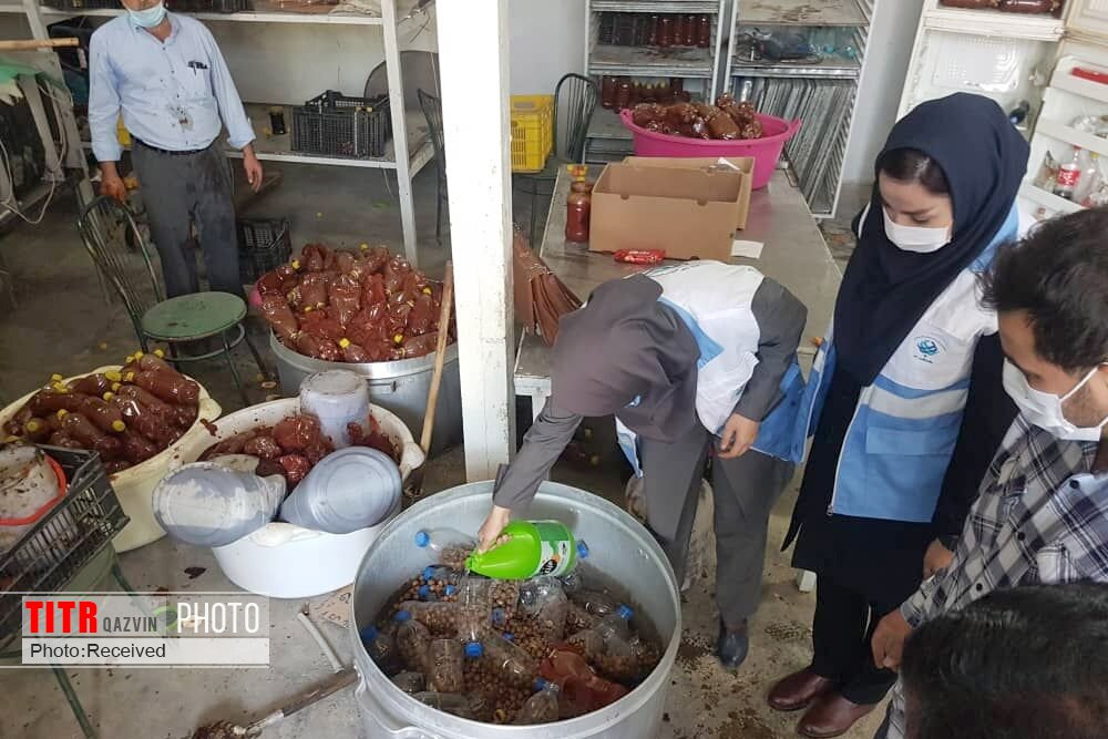 کشف 145 کیلوگرم موادغذایی فاسد در قزوین