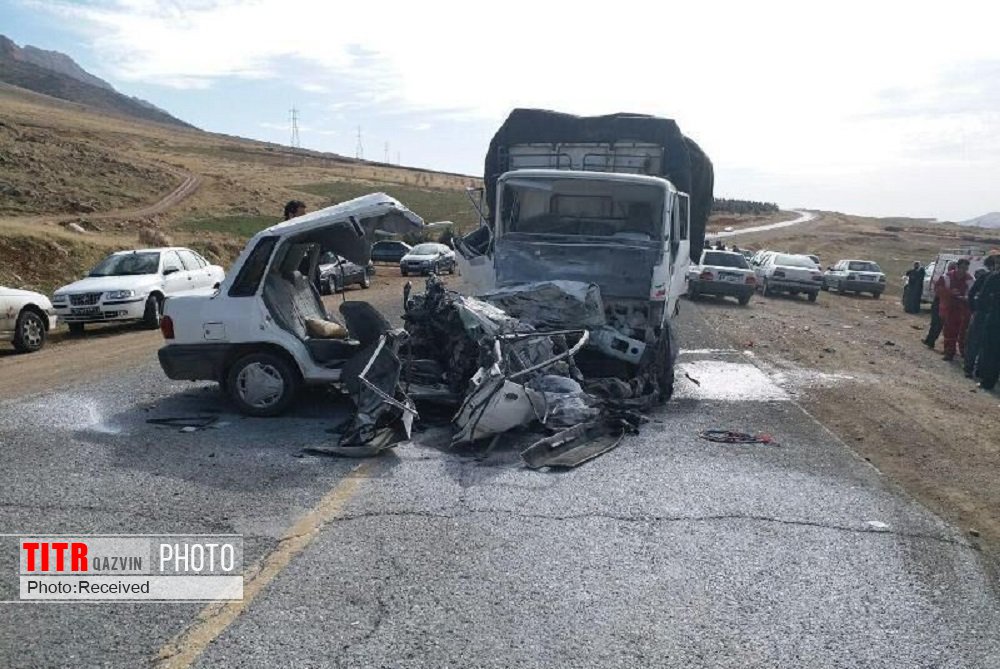 واژگونی سه دستگاه خودرو در محور قزوین به رشت