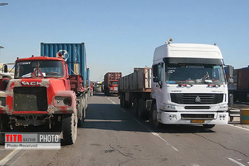 عبور وسایل نقلیه سنگین در محورهای قدیم "قزوین - رشت" محدود شد