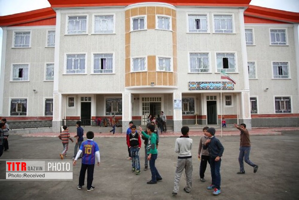 250 هزار دانش‌آموز استان قزوین راهی مدارس شدند