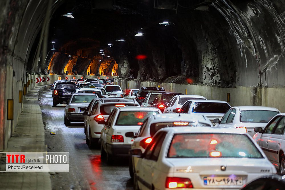 آزادراه‌های استان قزوین با ترافیک نمیه سنگین است